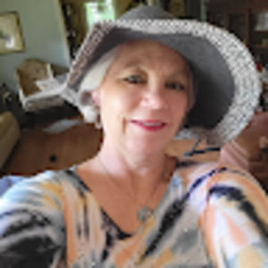 Meet your Posher, Beth